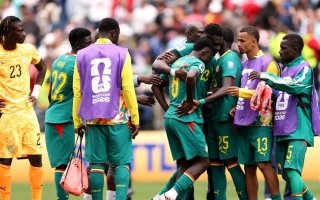 مفاجأة صادمة.. طبيب منتخب السنغال في المونديال “أخصائي نساء وتوليد”