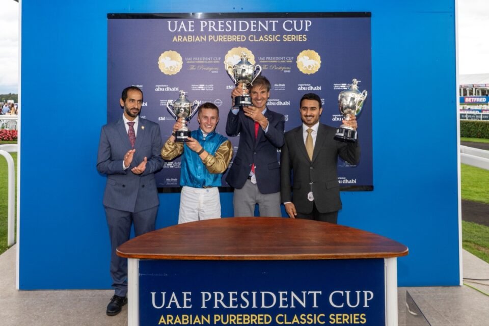 المهر "روميو إيه تي" يتوج بلقب كأس رئيس الدولة للخيول العربية الأصيلة في دونكاستر